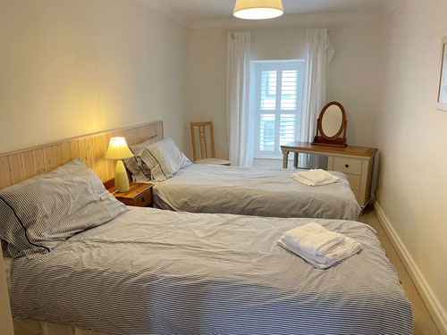 Marazion Apartment One Twin bedroom